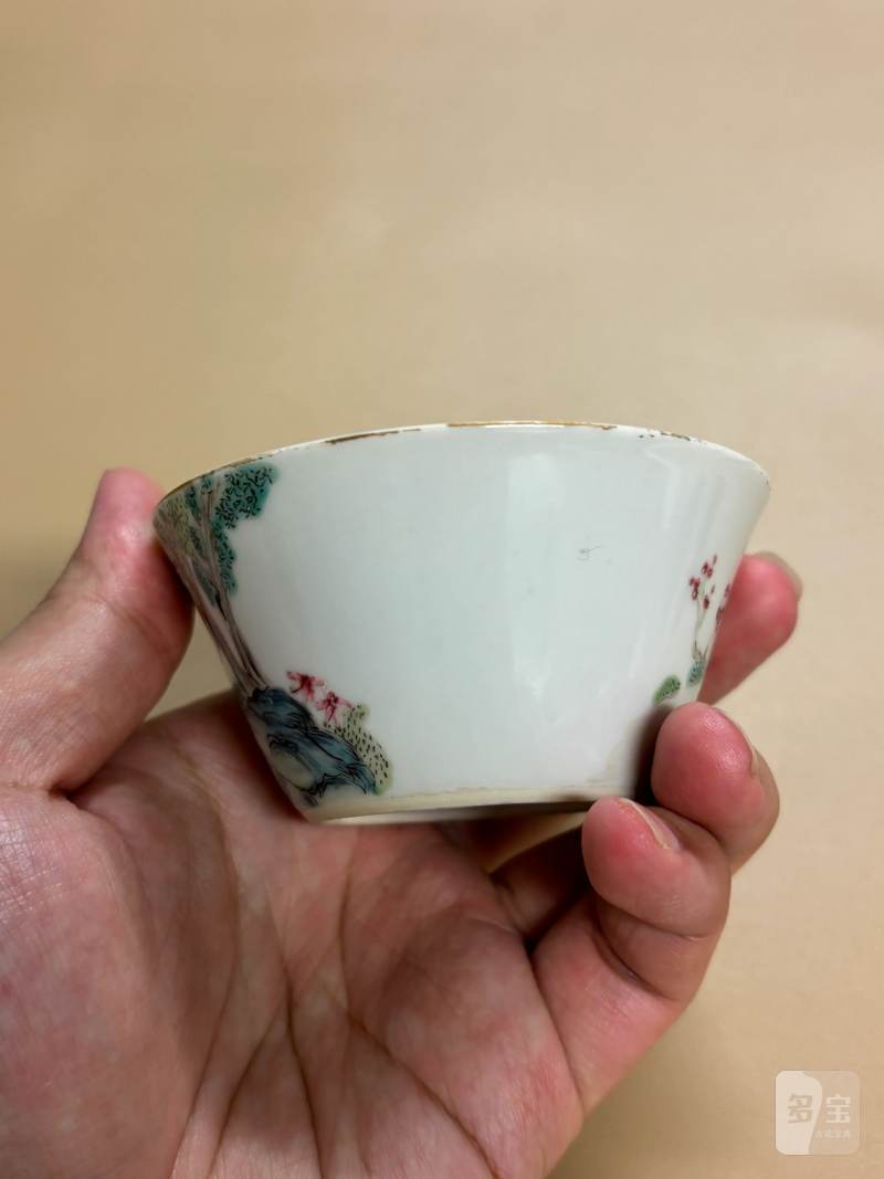 清中期 粉彩西厢记夜听琴声图马蹄杯 - 图4